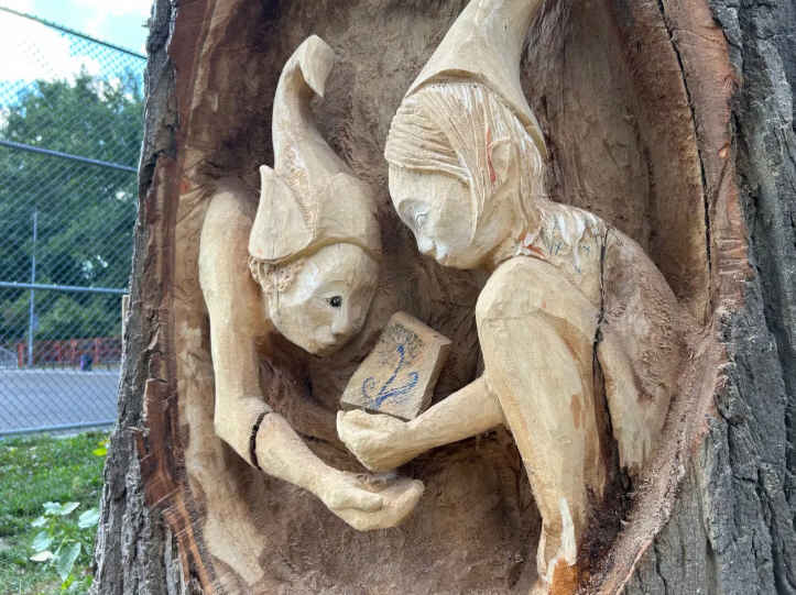 wood sculptures-02.jpg