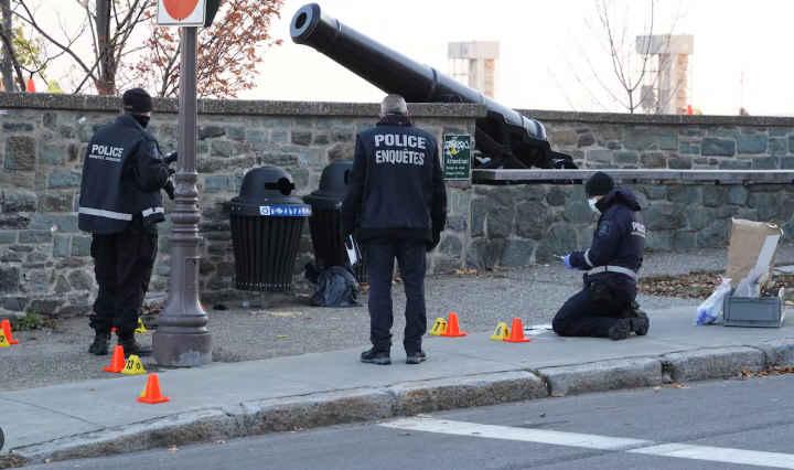 Old Quebec sword attack-02.jpg