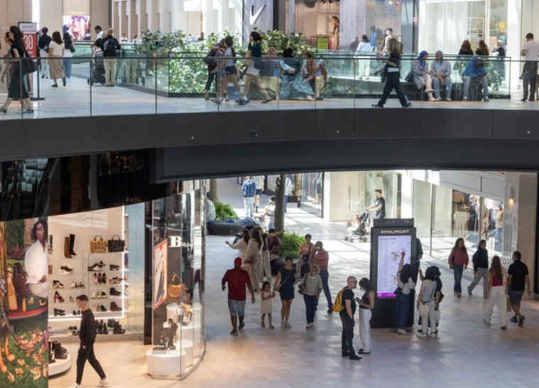 年轻人乐于使用英语　魁省展开大型研究寻找原因