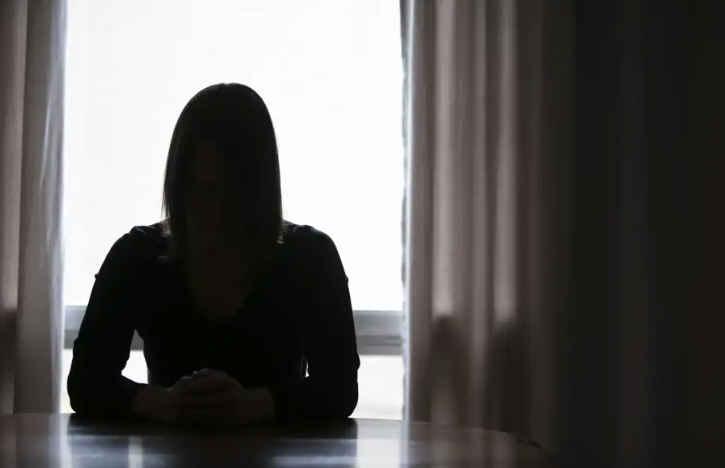 曾遭受伴侣暴力对待魁省女性  仅四分之一报警求助