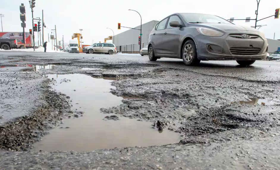 蒙特利尔道路坑洞：监察长办公室谴责路面维修合同缺乏竞争
